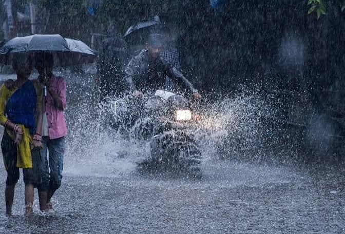 इन जिलों में भारी बारिश के आसार इन जिलों में हुई बारिश