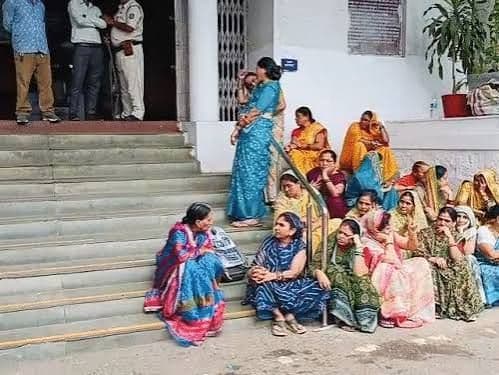 50 साल पुराना रास्ता 3-4 साल से बंद