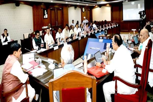 लोक वित्त पोषित कार्यक्रमों, योजनाओं एवं परियोजनाओं के परीक्षण के लिए 15 हजार 598 करोड़ रूपये की स्वीकृति