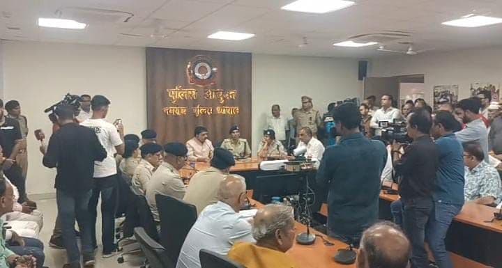 मोती मस्जिद चौराहे पर यातायात को सुगम बनाना, बैरिकेड्स के संबंध में उचित निर्णय लेना और व्यापारिक क्षेत्र में आने-जाने वाले लोगों को बेहतर सुविधा उपलब्ध कराना रहा।