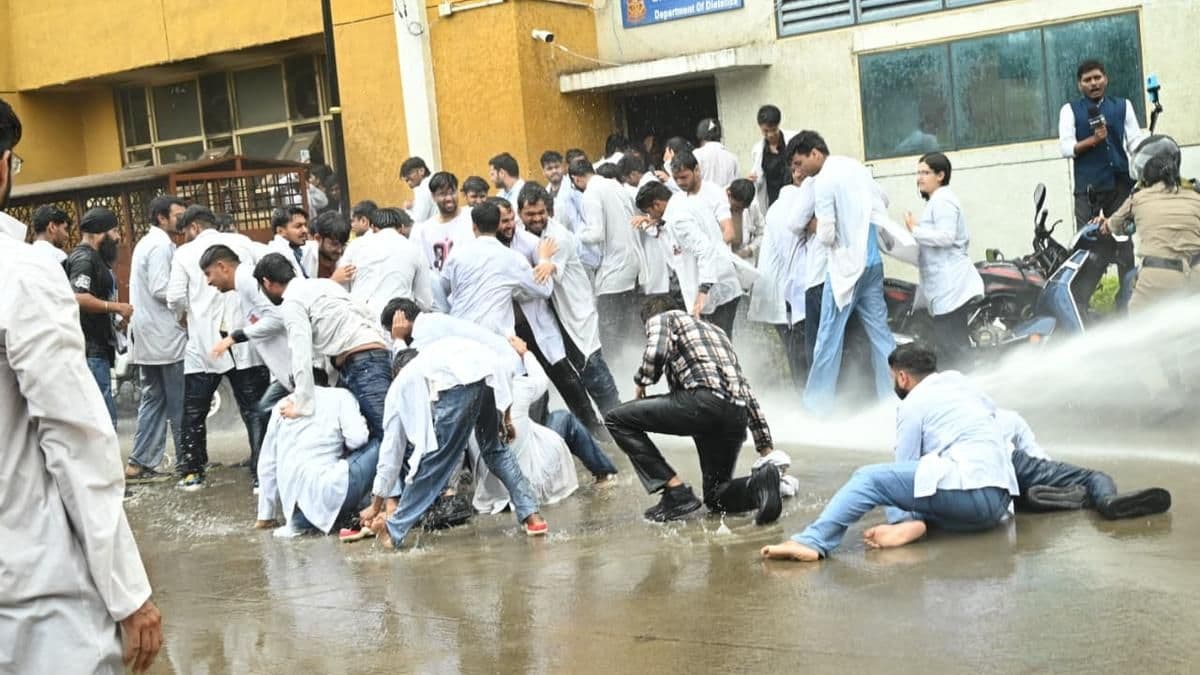 Bhopal SIR Protest