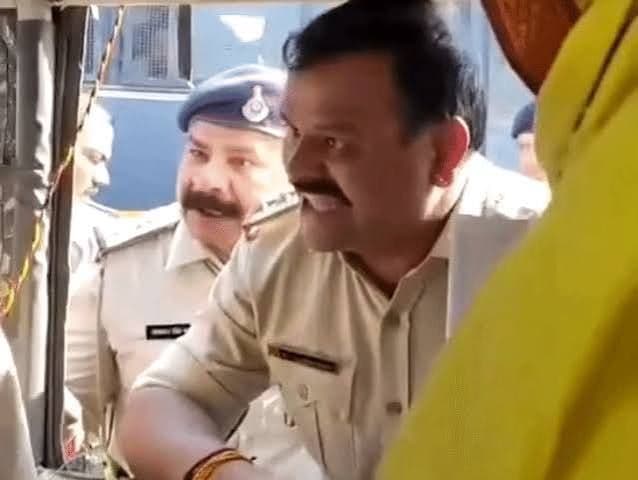 मुख्यमंत्री ने लिया संज्ञान, मंत्री बोले- सरकार सम्मान के लिए प्रतिबद्ध